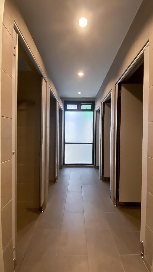 Capzule Bed Phuket Hostel Exterior photo